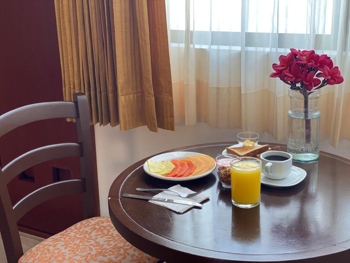 Hotel Las Golondrinas Playa del Carmen Ngoại thất bức ảnh