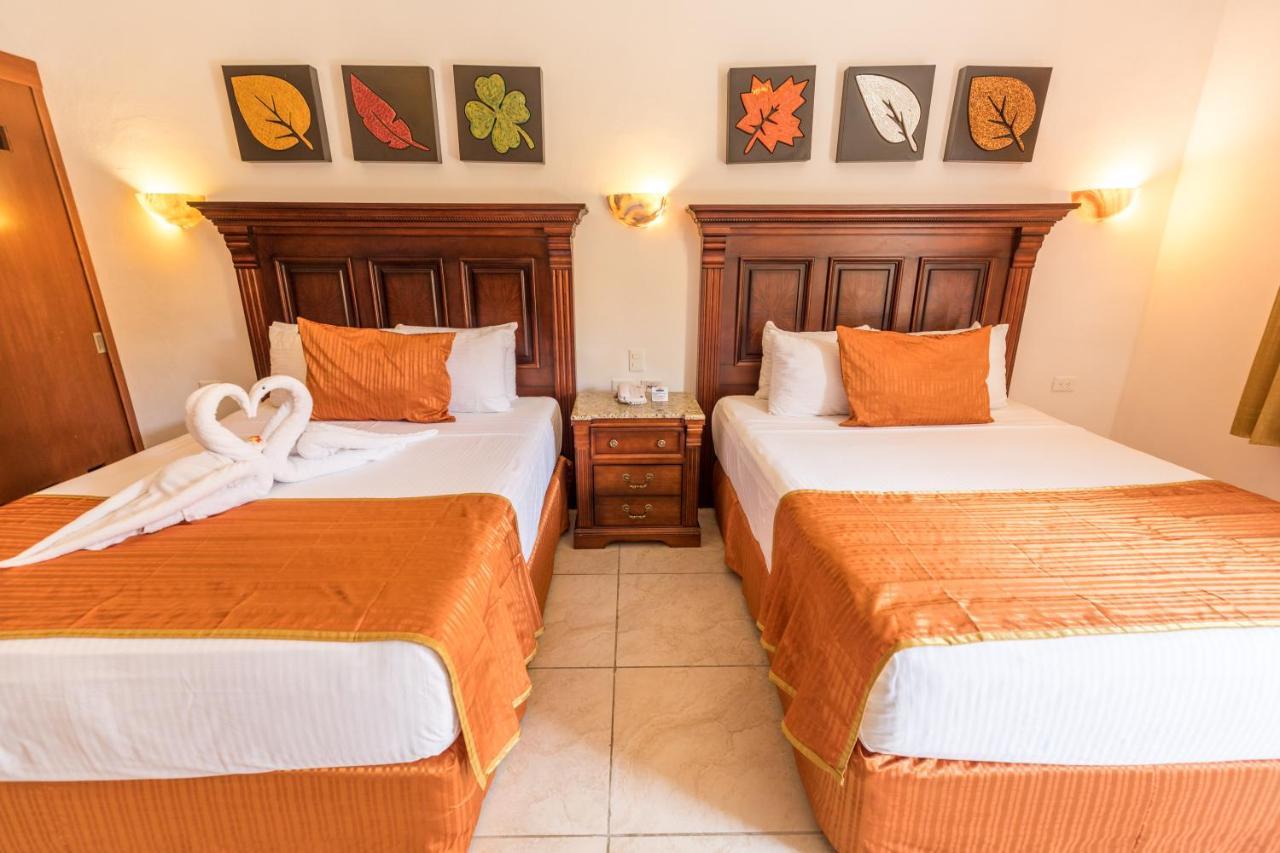 Hotel Las Golondrinas Playa del Carmen Ngoại thất bức ảnh